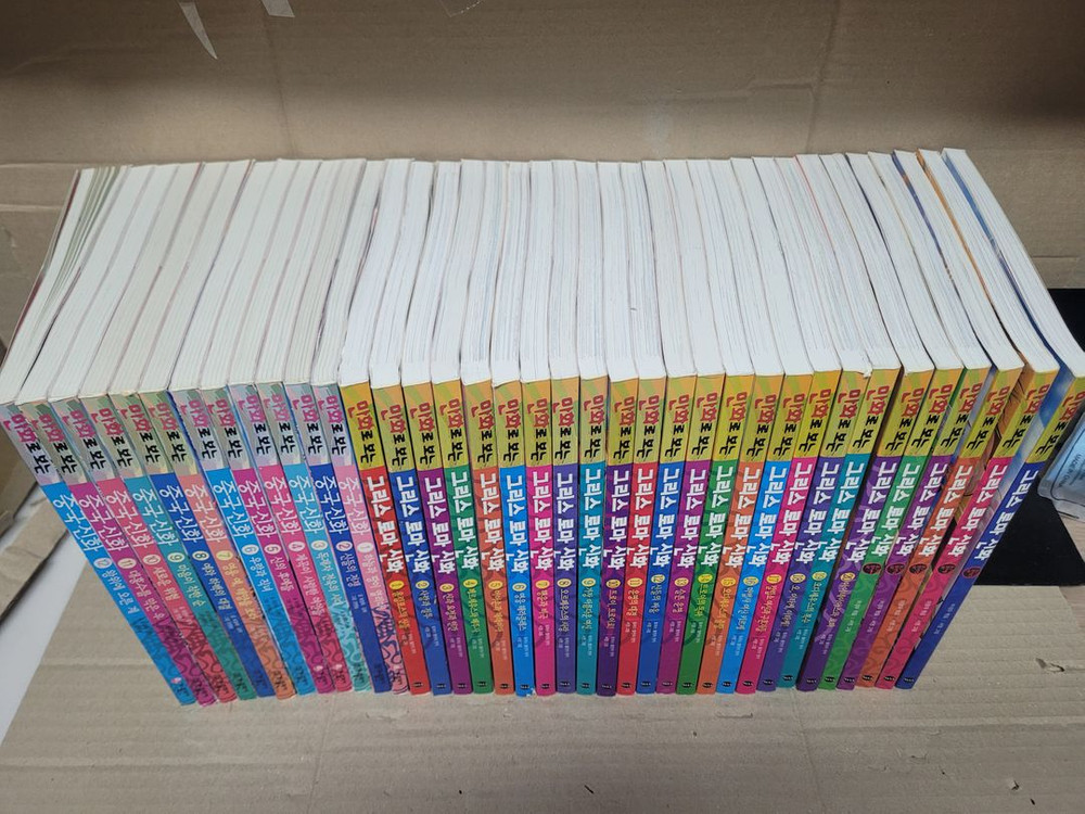 만화로 보는 그리스 로마신화 20완결+특별판5+중국신화12완결 (총합 37권)..일괄로만 팝니다 이미지