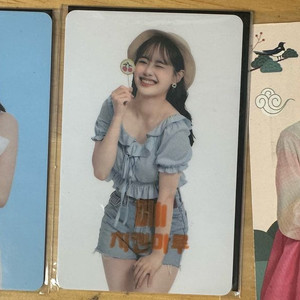 치킨마루 츄 포카 판매 전 이달의 소녀 이미지