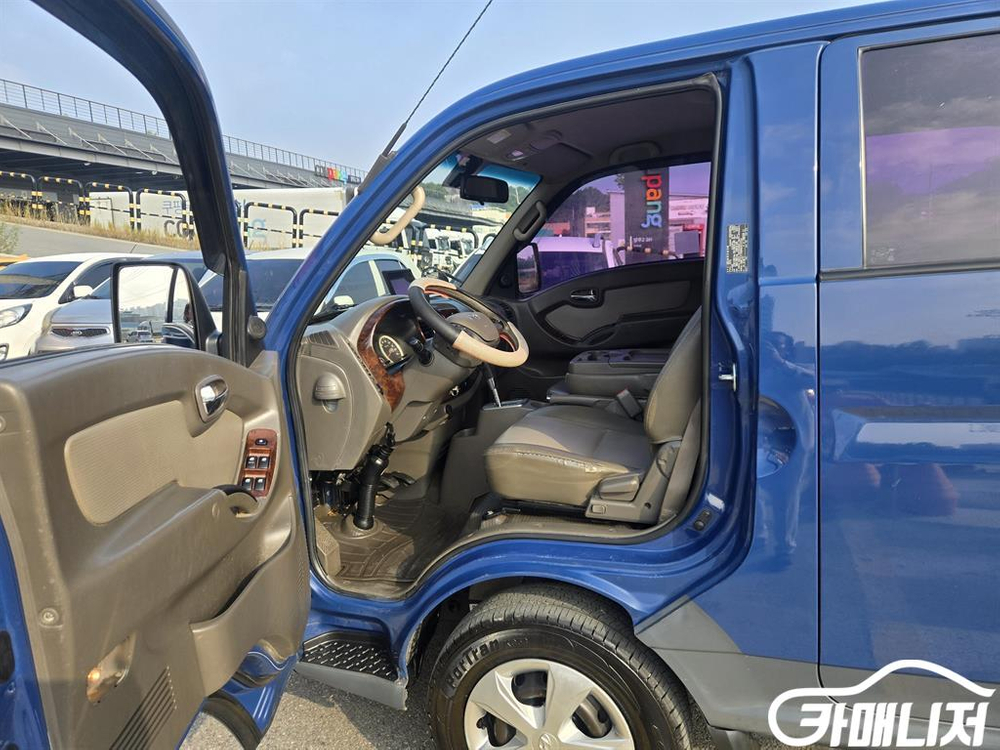 [소형화물][카고]포터2 1.0톤/더블캡/초장축/(CRDi) 골드 (6인승 /1톤) #2026년특가--6