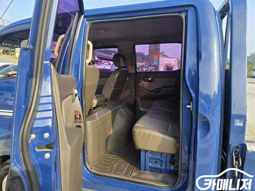 [소형화물][카고]포터2 1.0톤/더블캡/초장축/(CRDi) 골드 (6인승 /1톤) #2026년특가--8