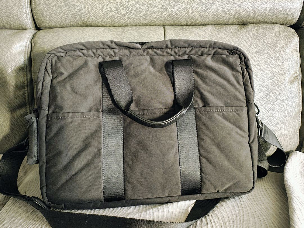 마지언타이틀 서류가방--1