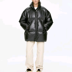 아르켓 업사이클드 다운 푸퍼 블랙 xs,s사이즈 새제품