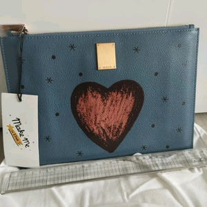 쿠론 하트 패턴 파우치백 이미지