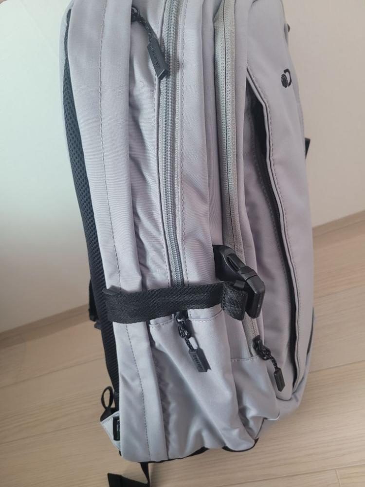 새상품)디스커버리 책가방 다용도 등산백팩 21L--2