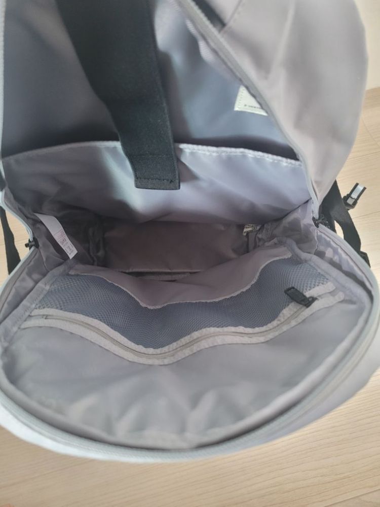 새상품)디스커버리 책가방 다용도 등산백팩 21L--9