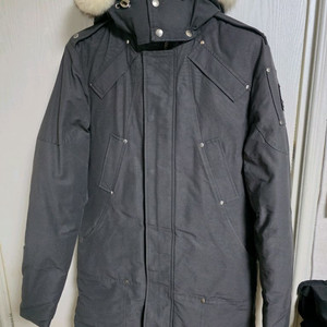 무스너클 정품패딩