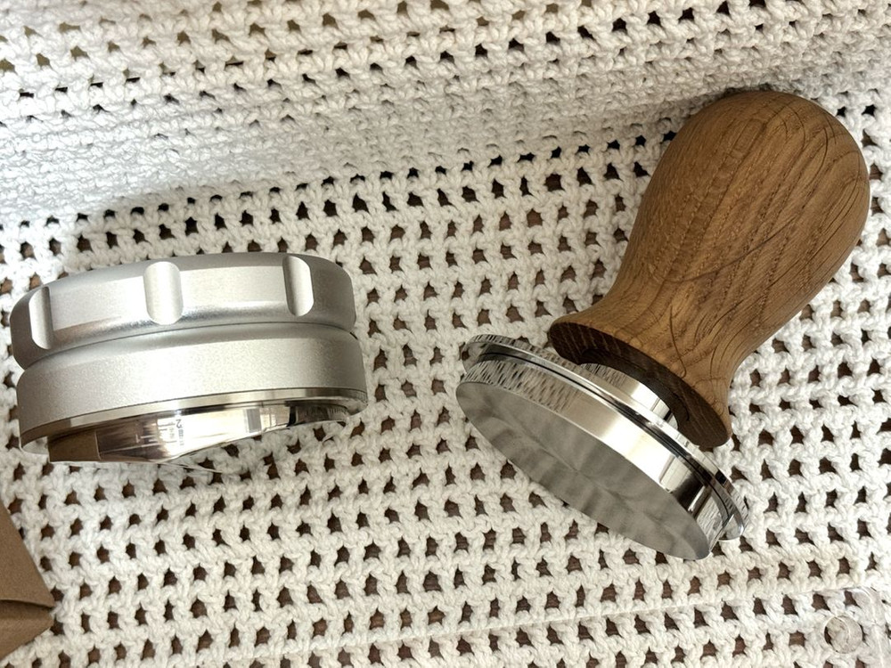 디센트 에스프레소 탬퍼 V6 & 디스트리뷰터 & 탬퍼거치대 스탠드 세트--2