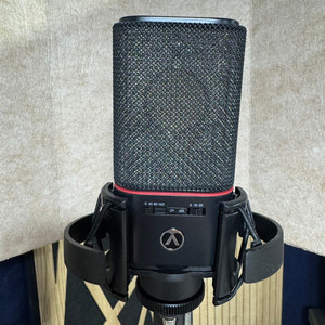 오스트리안오디오 OC18 STUDIO SET 판매합니다.