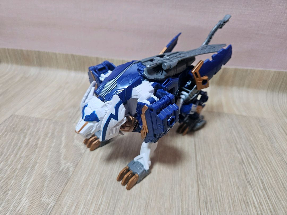 트랜스포머 레거시 썬더트론 팝니다--2