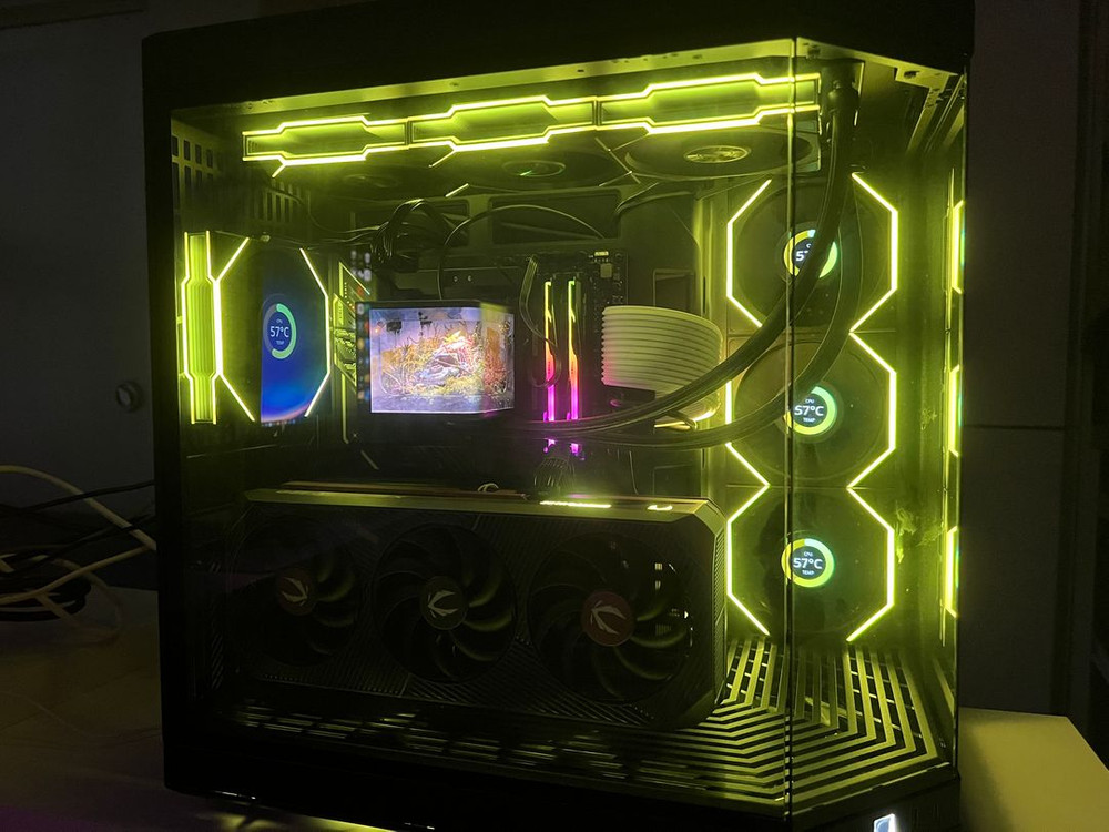 [하이엔드/풀셋] 9950X3D+ 64GB RAM + RTX 5070 Ti 리안리 무선 풀 셋팅 본체 판매합니다 이미지