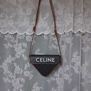 셀린느트라이앵글백