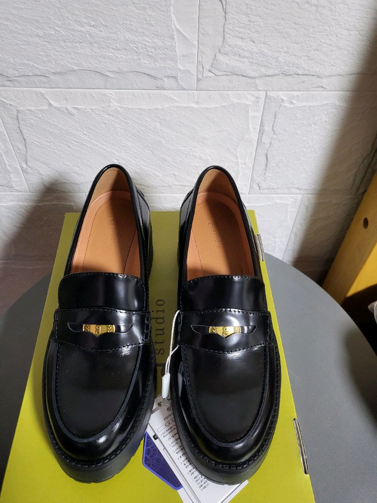 지스튜디오 플랫폼 로퍼 이미지