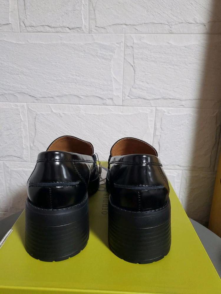 지스튜디오 플랫폼 로퍼 이미지