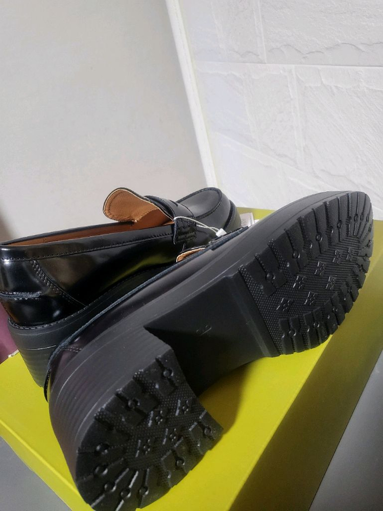 지스튜디오 플랫폼 로퍼 이미지