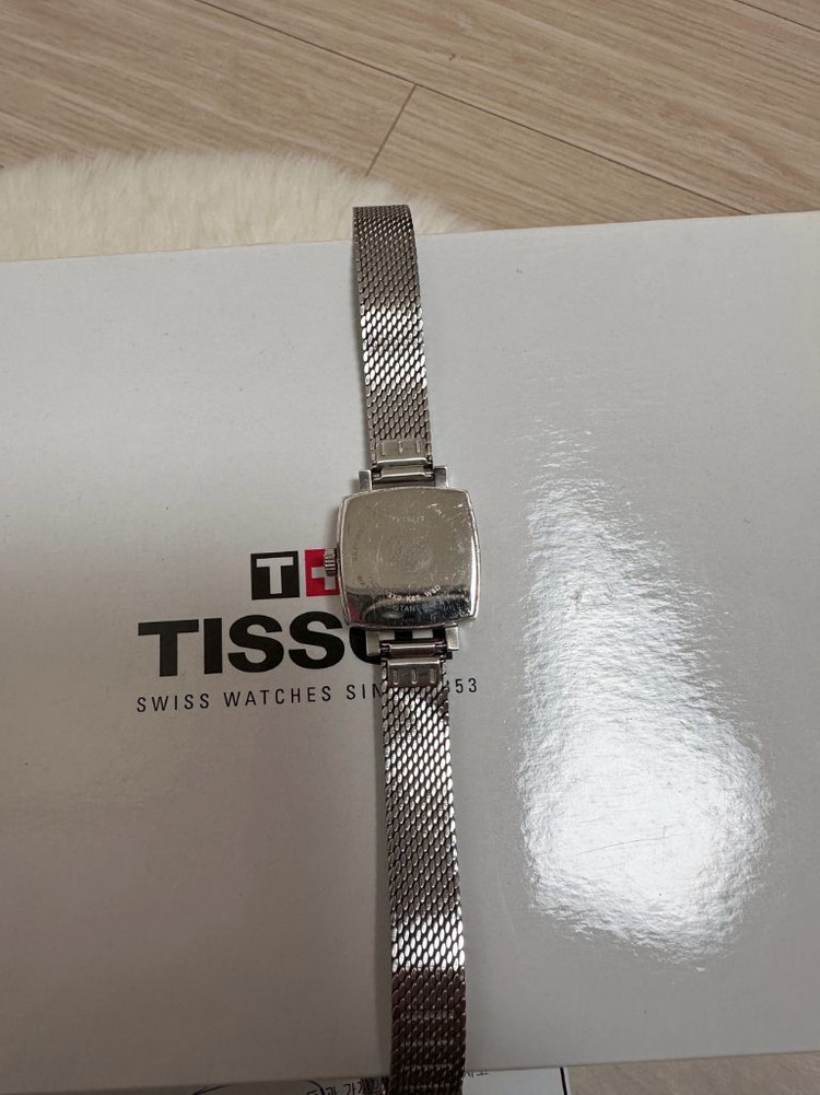 [풀구성]티쏘 다이아몬드 러블리 스퀘어 여성 손목시계 메탈실버--6