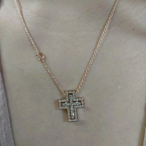 18k 핑크골드 천연 다이아몬드 십자가 목걸이