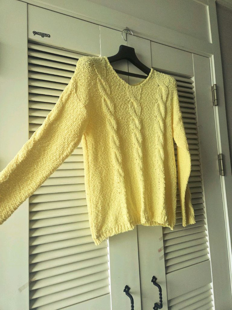 레몬옐로우컬러 케이블 부클 니트(프리사이즈)--1