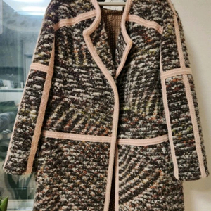 비싸게 구매한 트위드코트 브랜드코트.2벌 각각 에눌많이