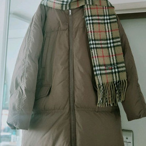 백화점 패딩다운1개 + 머풀러 1개 모두~5만 에눌