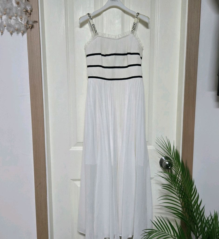 안젤라베이비 디올 원피스 이미지