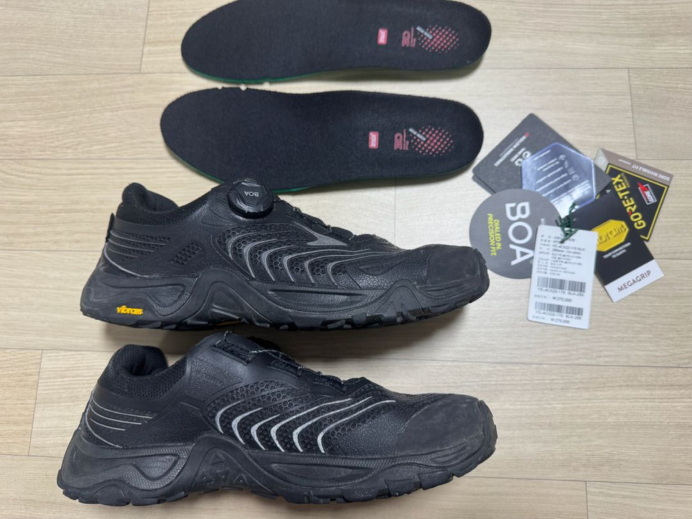 코오롱스포츠 아웃도어 워킹화 등산화 트레킹화(고어텍스, 비브람 메가그립)--5