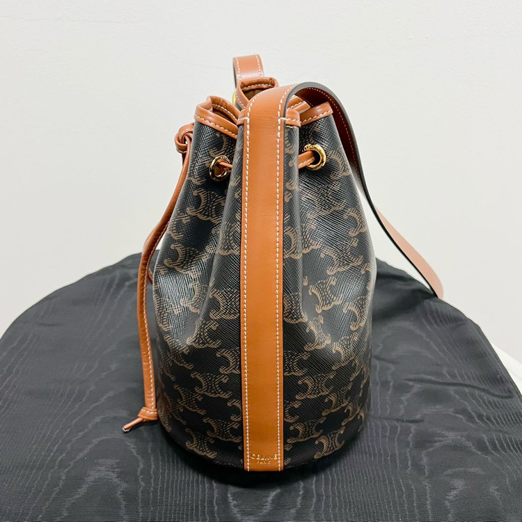 [S급/정품] 셀린느 트리옴페 캔버스 스몰 드로우스트링 버킷백 가방 이미지