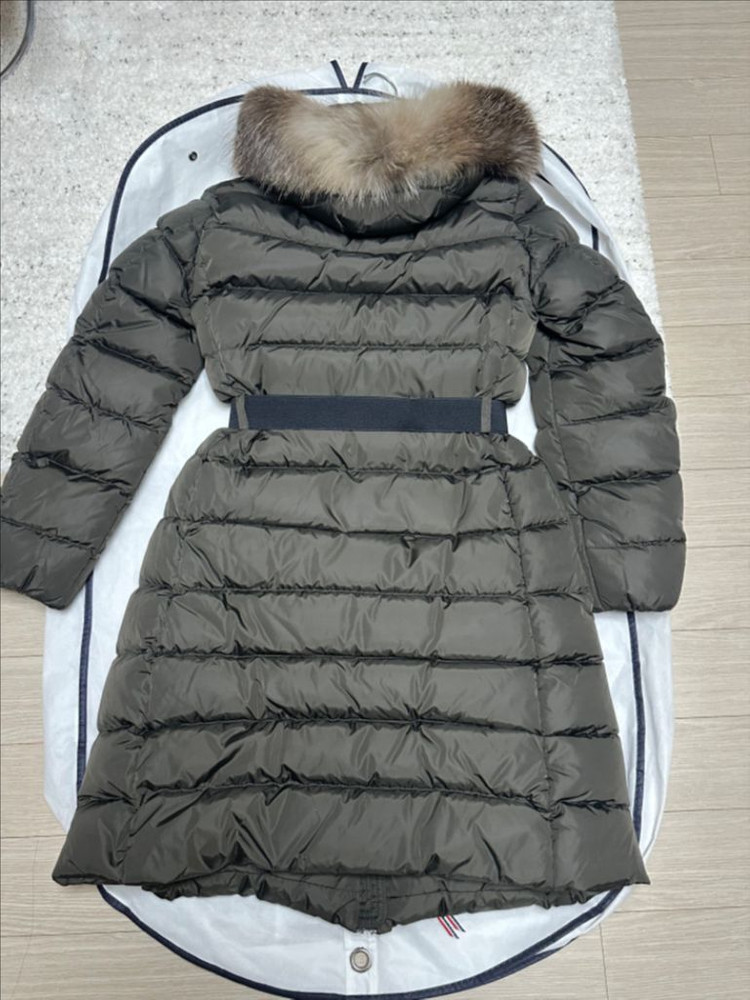 [가격내림] 몽클레어 클로에 카키 0사이즈 백화점 정품! 이미지