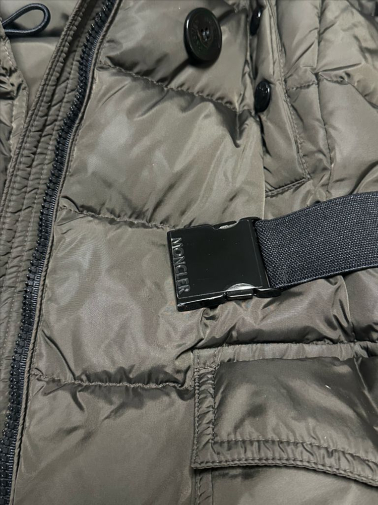 [가격내림] 몽클레어 클로에 카키 0사이즈 백화점 정품! 이미지