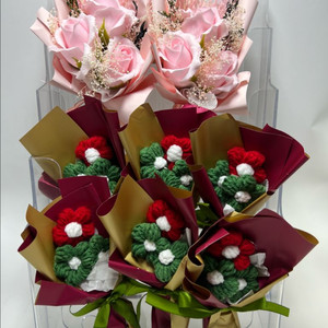 사랑스러운 비누꽃 뜨개꽃 꽃다발 졸업식 입학식