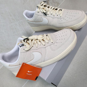 나이키 에어포스1 280사이즈