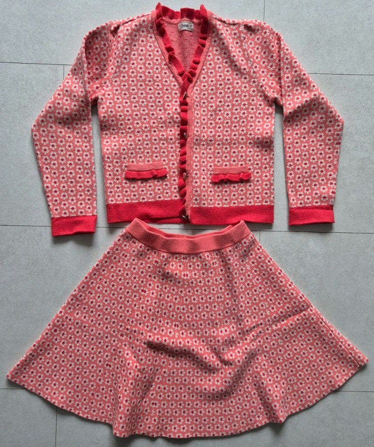 여아 의류 140 일괄(투피스세트,치마등등)--1