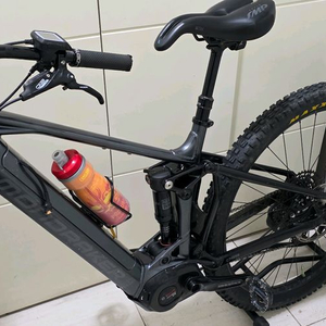 몬드레이커 체이서 EMTB 전기자전거 M 팝니다.