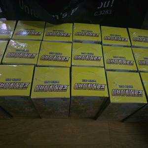 포켓몬카드 이브이 히어로즈 18박스 판매합니다