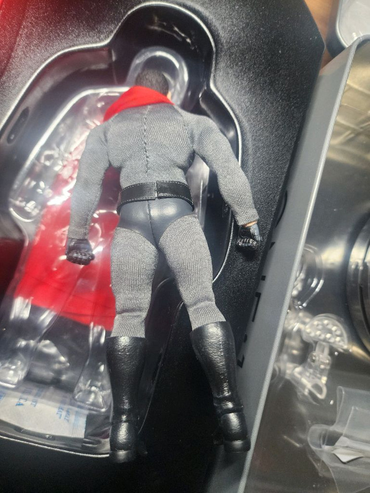 메즈코 슈퍼맨 레드선 PX 팝니다. 1/12액션피규어--3