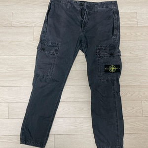 [ 31 ] 22fw 스톤아일랜드 와펜패치 카고팬츠 네이비 블루