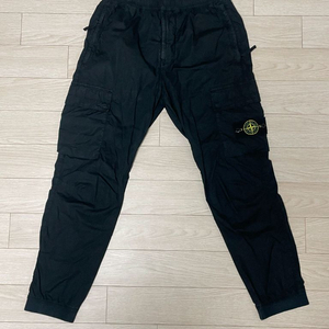 [ 29 ] 23ss 스톤아일랜드 와펜패치 카고팬츠 밴딩 블랙