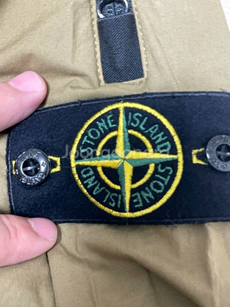 [ 30 ] 23ss 스톤아일랜드 와펜패치 트랙팬츠 밴딩 다크 베이지--3