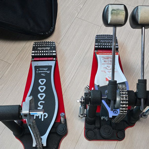 DW5000 드럼 더블 페달 이미지