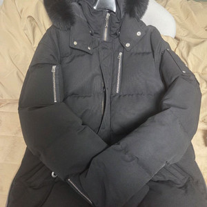 무스너클 쓰리쿼터 블랙퍼 이미지