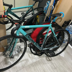 엔진11 볼텍스 민트색상