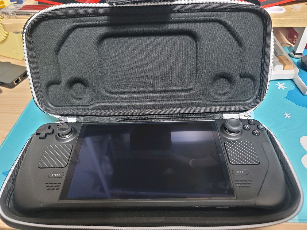 스팀덱 OLED 2테라 풀박스 게임포함 악세포함--3