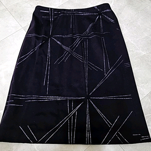 지아니베르사체 이탈리아 정품 스커트