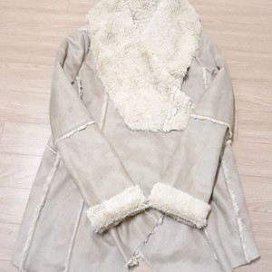 (새상품) 무스탕 베이지 에코밍크 오픈 자켓 반코트 (M) 이미지