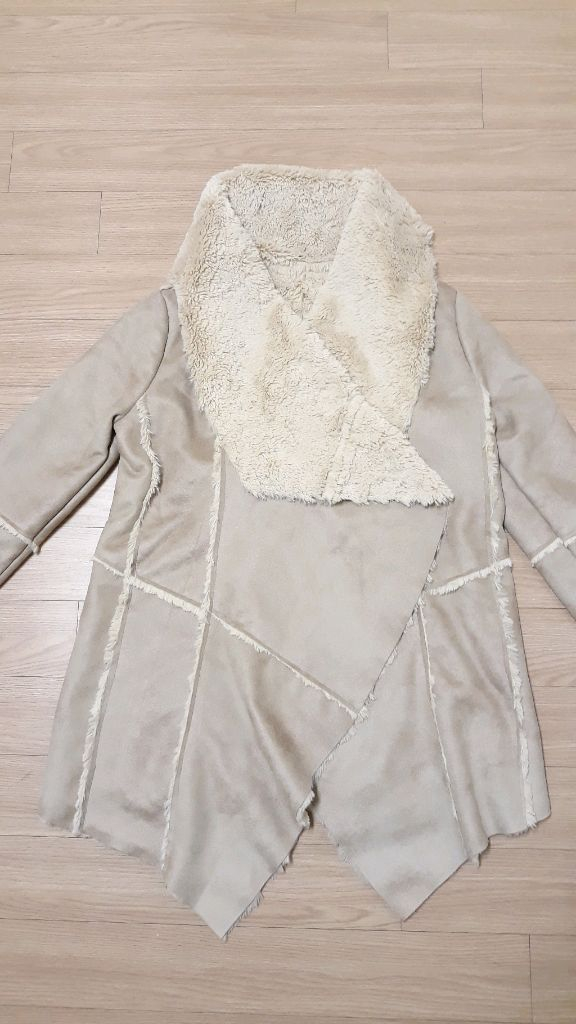 (새상품) 무스탕 베이지 에코밍크 오픈 자켓 반코트 (M) 이미지