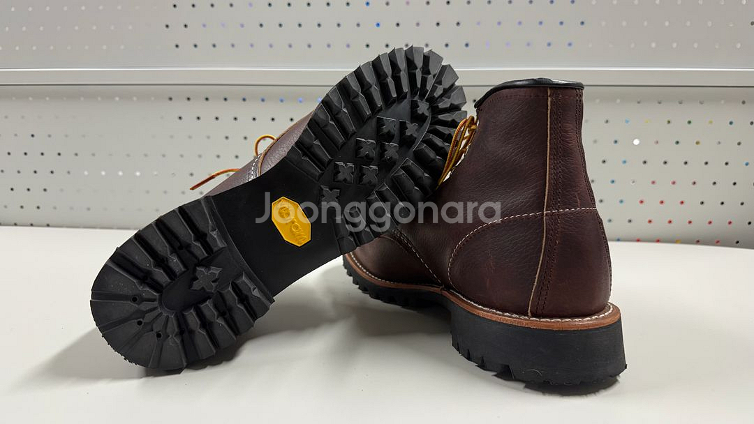 레드윙 러프넥8146--3