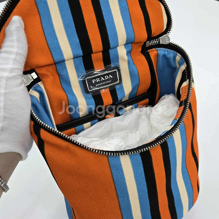 [미사용/새상품]프라다 블랙 삼각로고 메신저백 크로스백--4