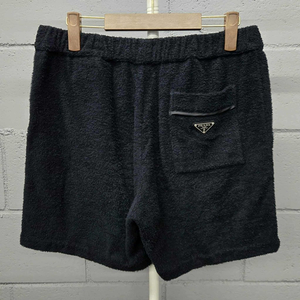 [M사이즈]프라다 테리 삼각로고 반바지