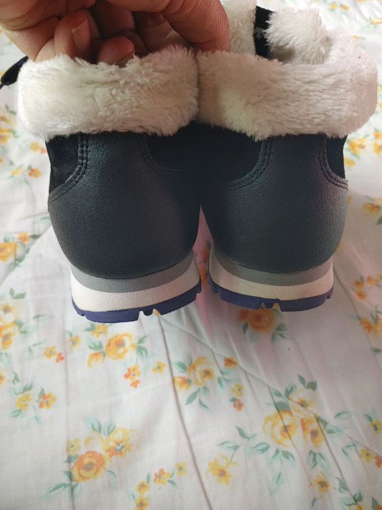 데상트.정품.여성운동화.사이즈225 상태거의새거 이미지