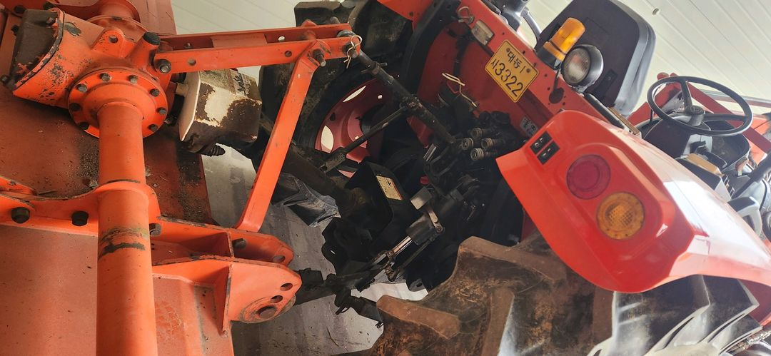 상태아주좋은 대동 트랙터 트랙트 트렉터 트렉트 NX520--7