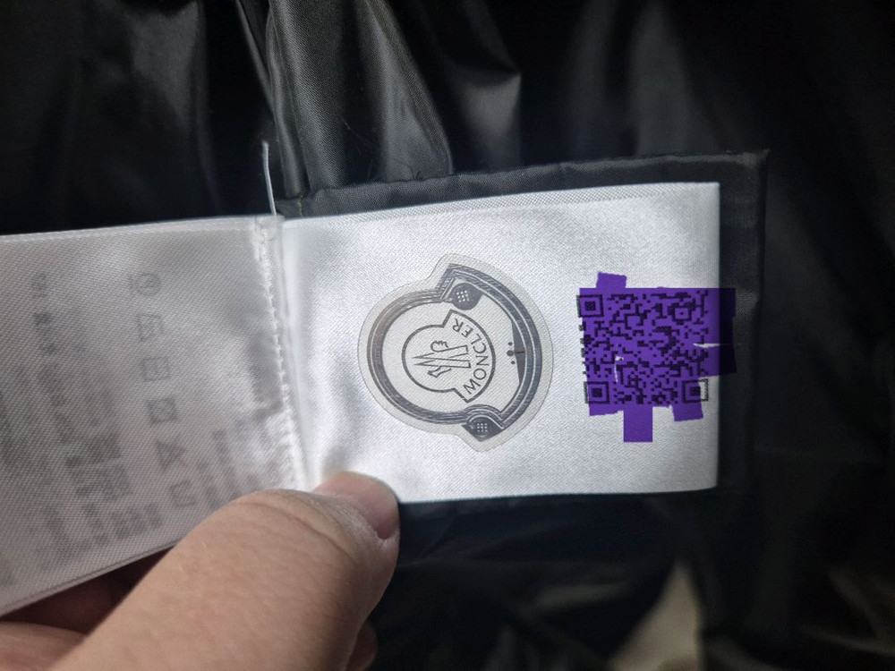 몽클레어 여성 패딩점퍼 leanf 새상품--5